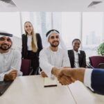دور المستشار القانوني في دبي